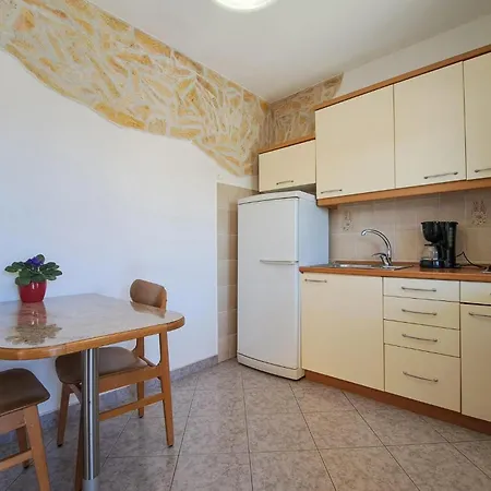 Gorgeous In With Kitchen Medulin